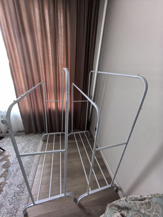 Вешалка комнатная