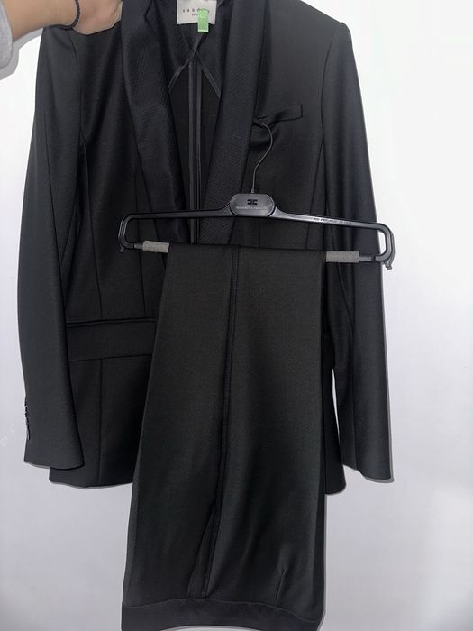 Costum SANDRO PARIS de la 5300 lei la 2300