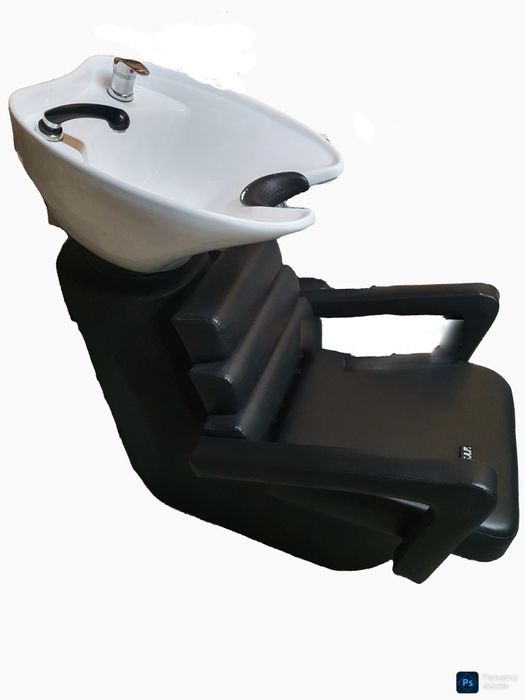 Измивна конзола за фризьорски салон.