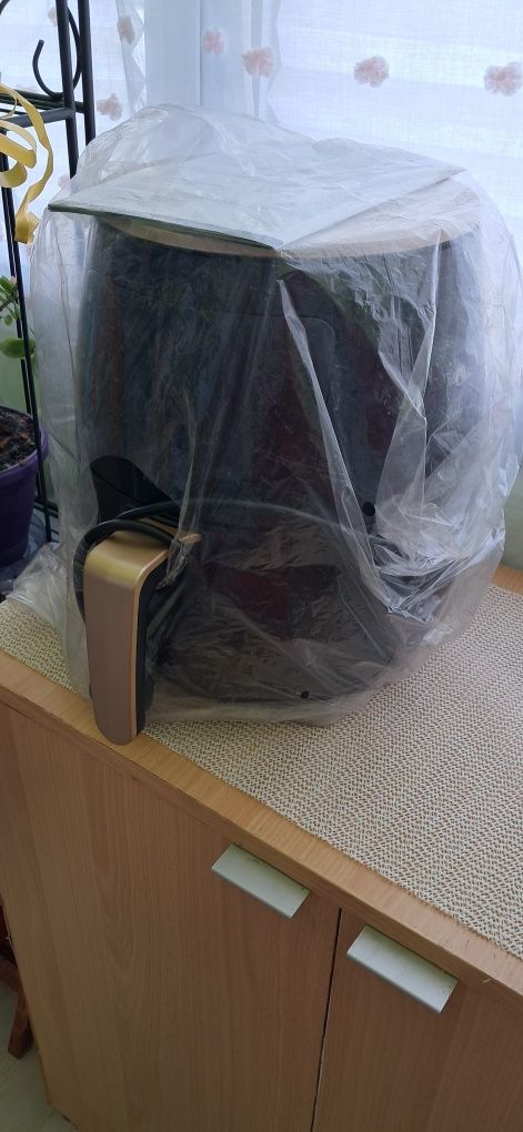 Уред за пържене без мазнина Foliamo "Air Fryer Maxx"