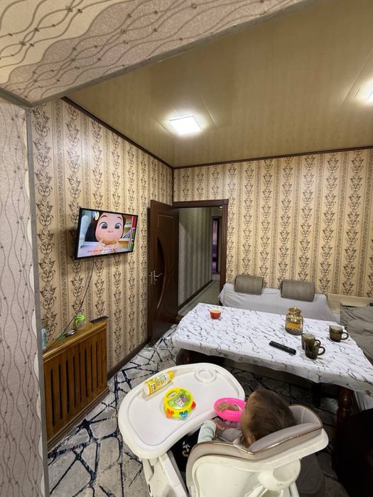 Продается квартира Юнусабад 19кв. 3/1/5