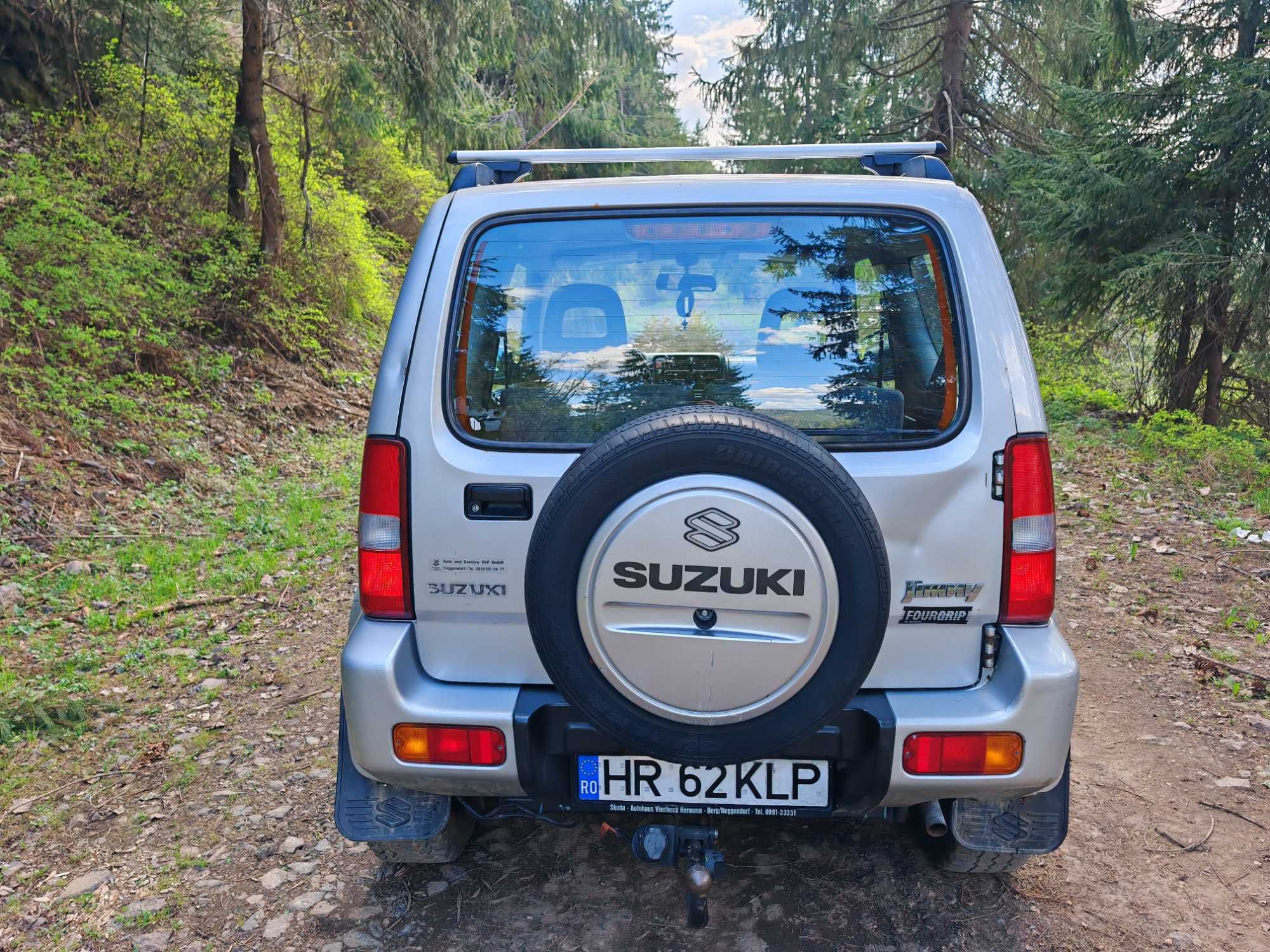 Vând Suzuki Jimny 1.3 AWD