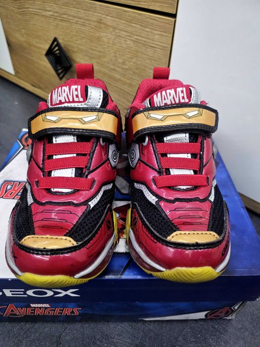 Светещи Детски маратонки GEOX