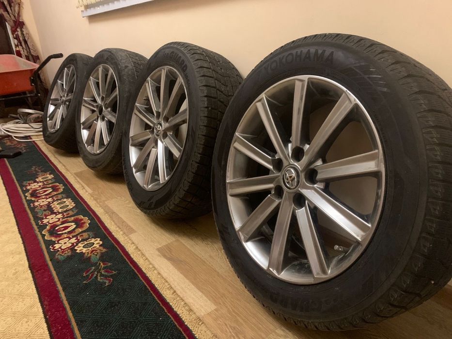 Камри 45 комплект диски шины