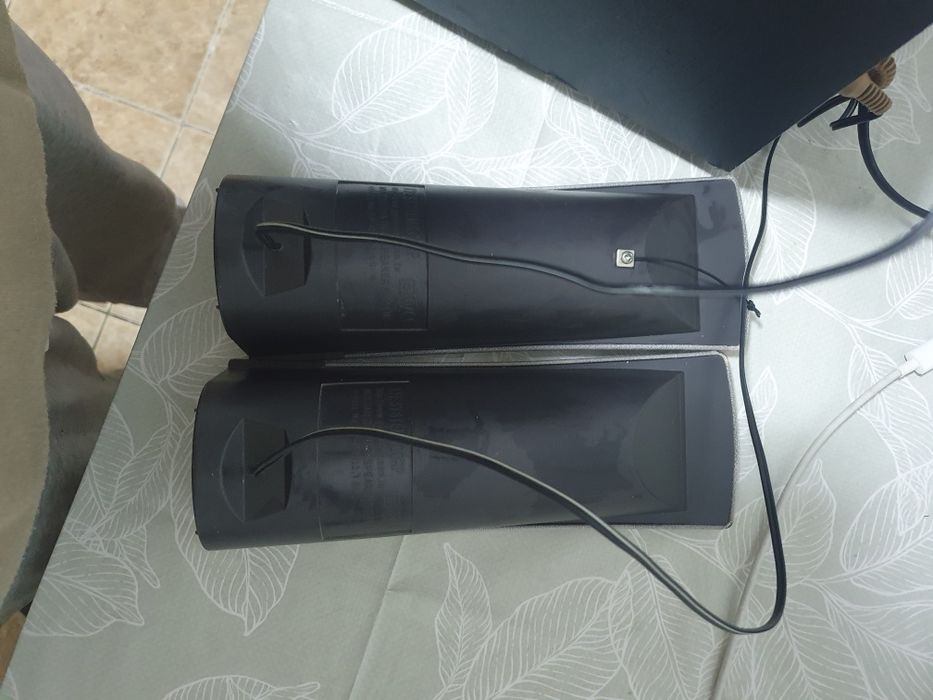 Sistem audio Thrustmaster 2.1 + 2 boxe Genius – complet funcțional