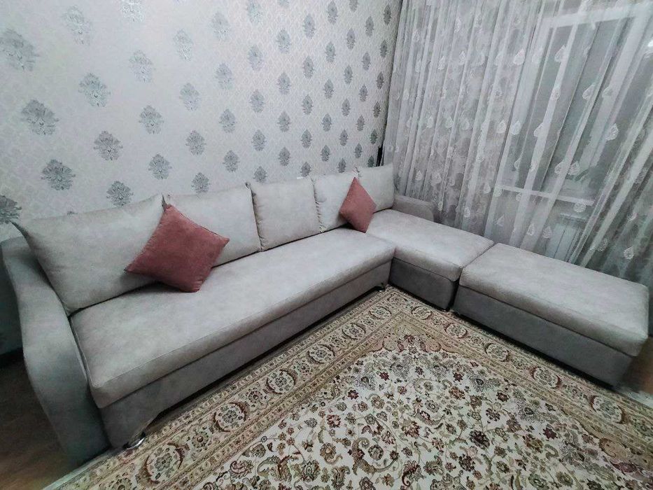 Перешив, обтяжка мягкой мебели дивана кресла  стульев. Ремонт.