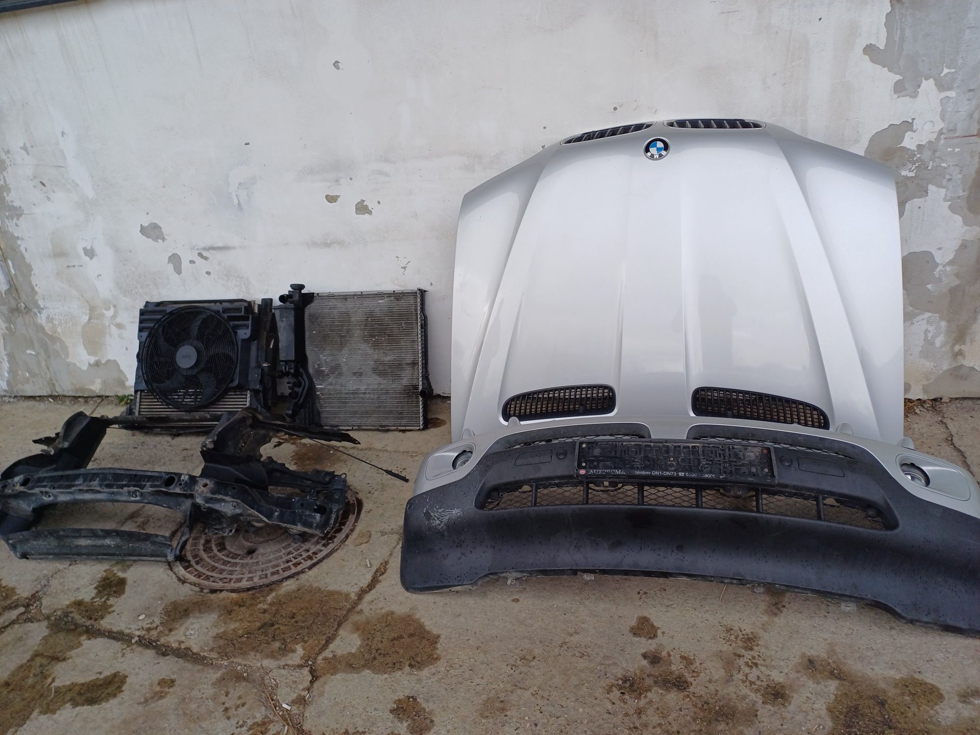 Tragar Radiatoare Ventilator BMW X5 E53 Facelift