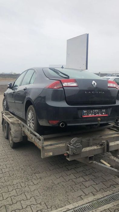 Dezmembram Renault Laguna 3 2.0 DCI an fabr. 2011