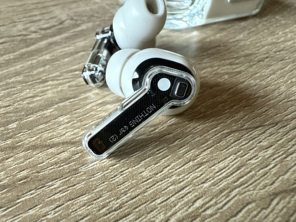 Продавам слушалки Nothing Ear 2 B155