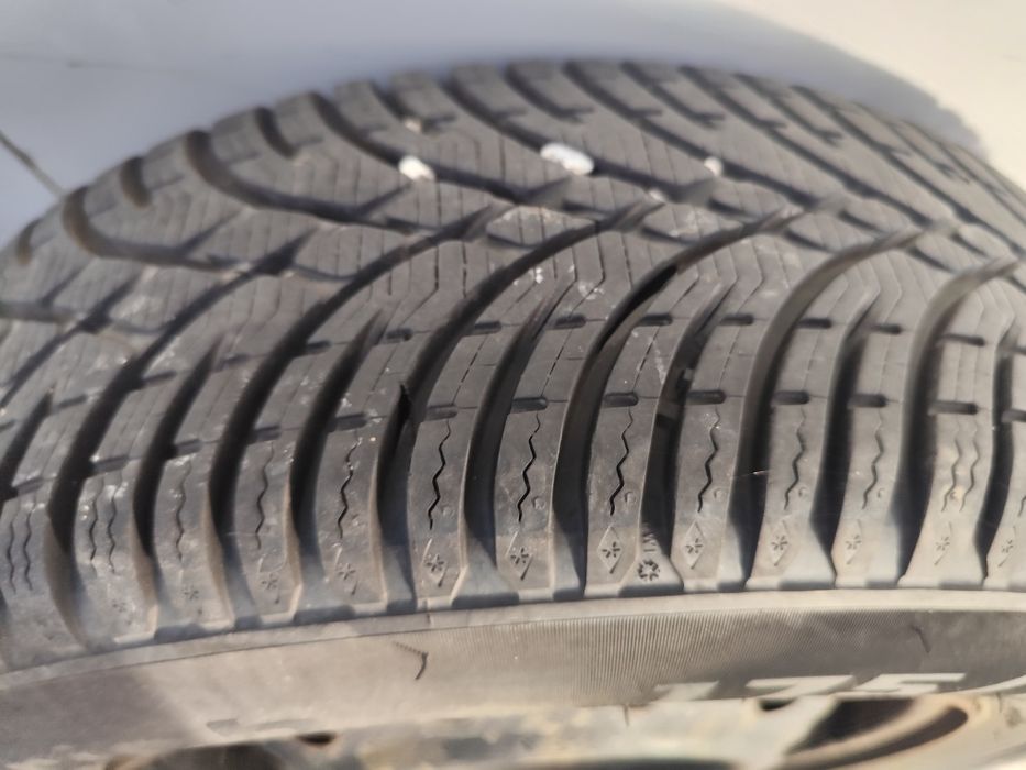 Set  4 Jante  4X100 Cu nvelope iarnă 175/70R14.