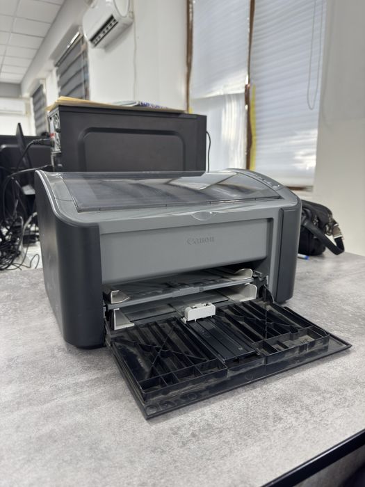 Canon Printer srochna sotiladi