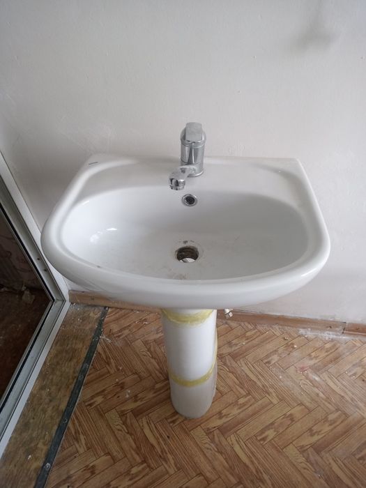 Раковина        .