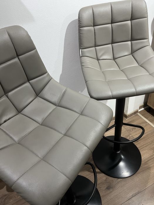 Scaune tip bar gri reglabile