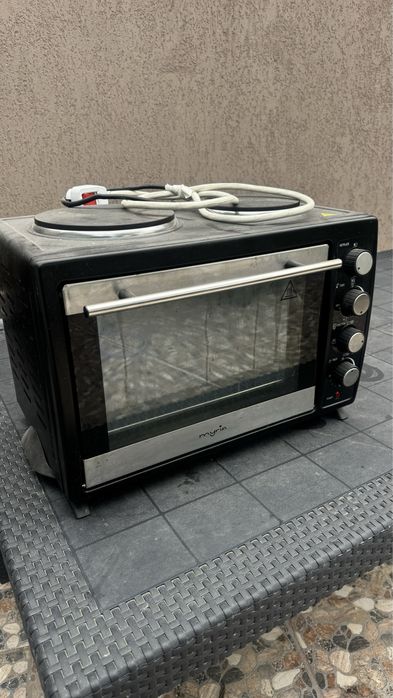 Cuptor Electric Myria cu Plita 30l 3200W, Temporizator Termostat