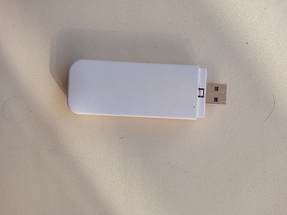 Продам Роутер Алтел 4G