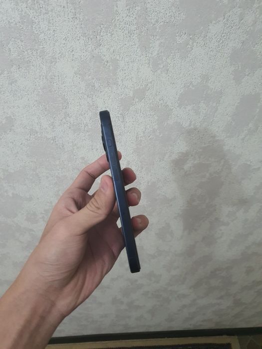 iPhone 15 Pro Blue Titanium
Xotira 128gb
Yomkst 8