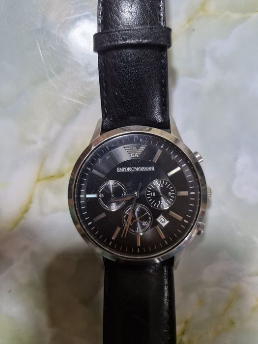 Продам часы Emporio Armani