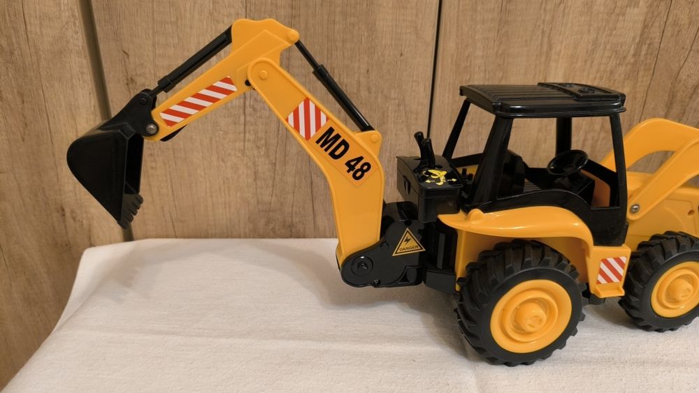 Jucărie Buldoexcavator interactiv mecanizat gen Bruder
