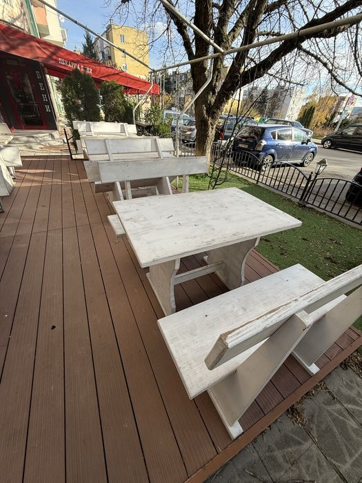 Маси с пейки подходящи за заведение