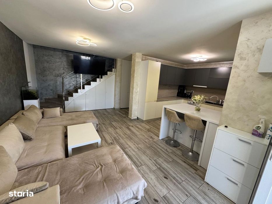 Casa / Duplex Mioveni, A-uri, 88 mp, 2020, mobilata si utilata, de lux