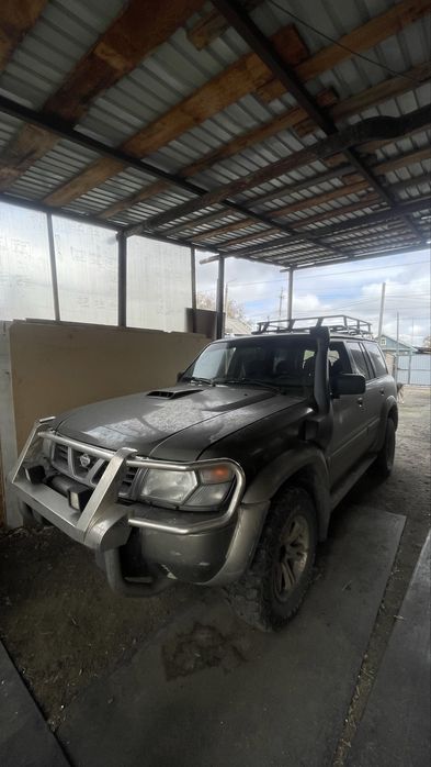 Nissan Patrol Y61 1998