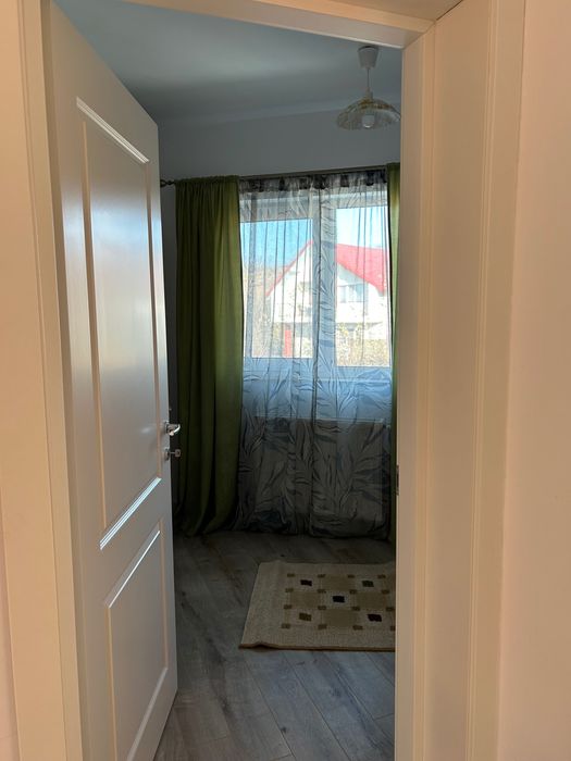 Proprietar vând casa,intabulata,mobilata si utilata.