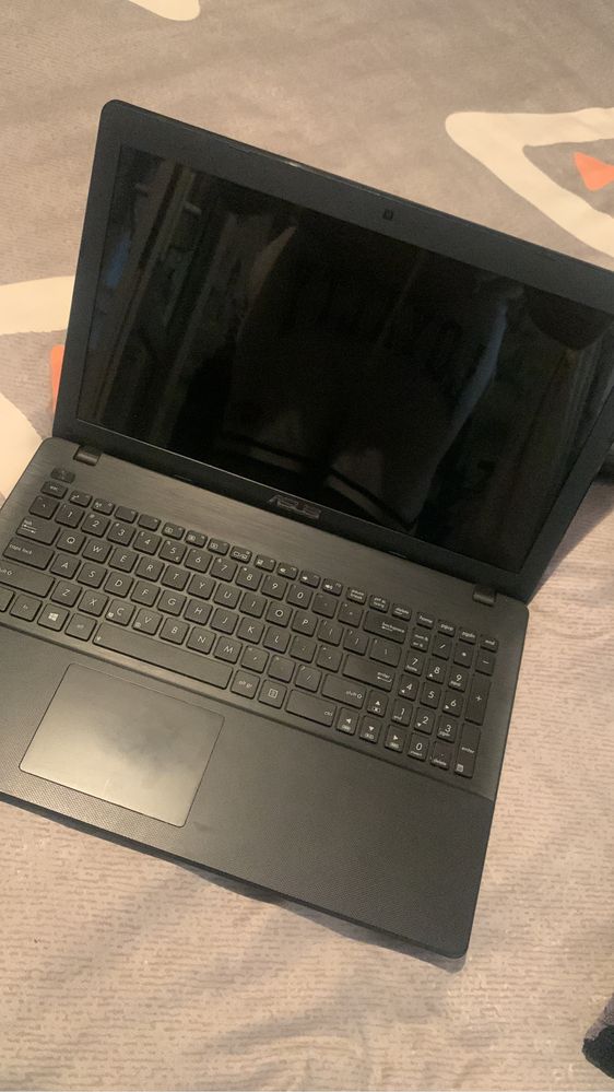 Laptop Asus X552C