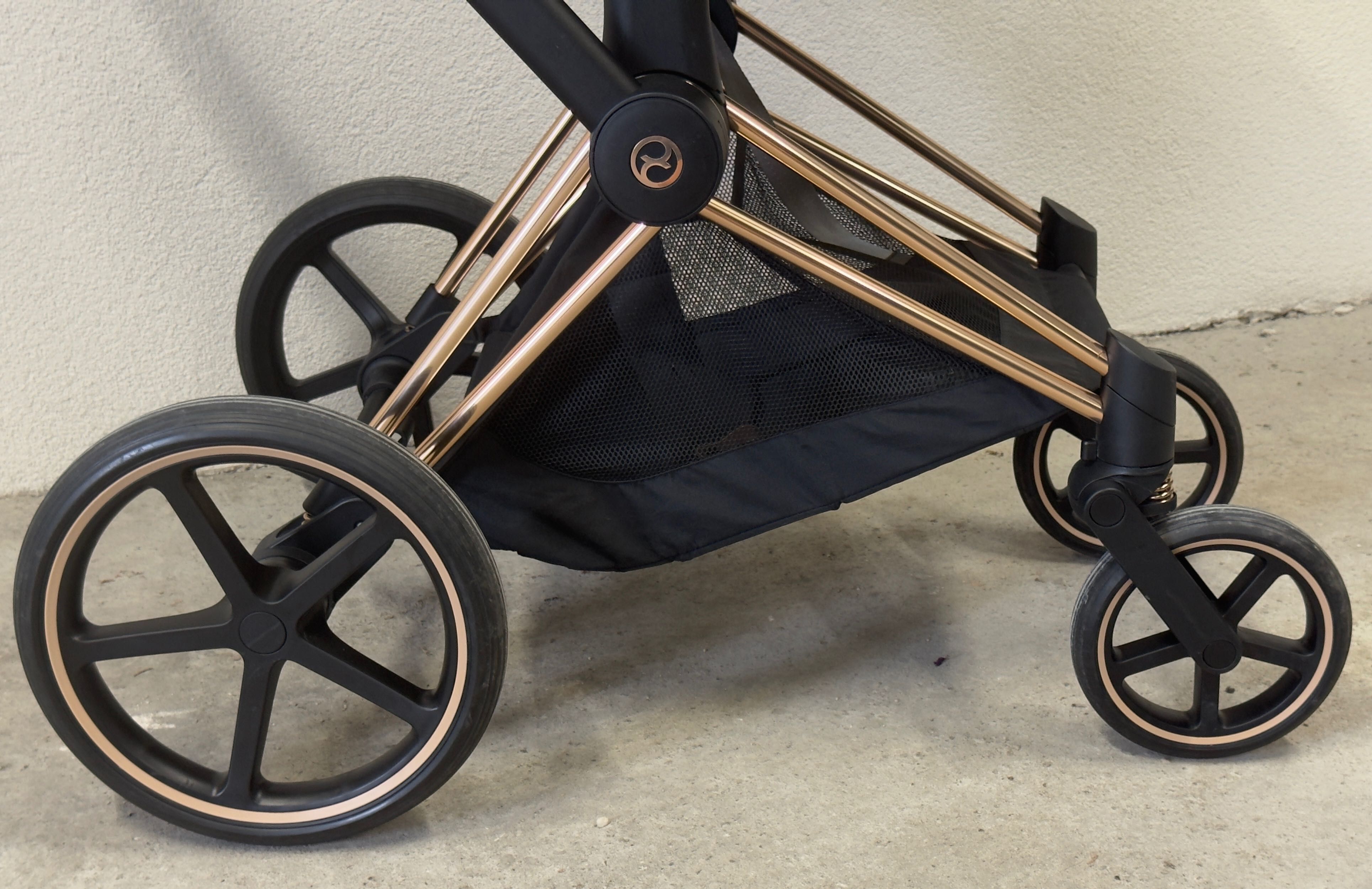 Бебешка количка Cybex Praim 4 Lux