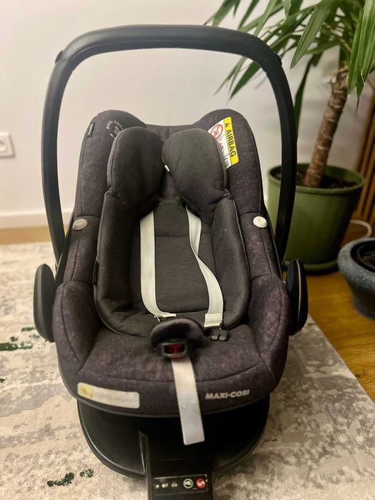 Scaun auto isofix Maxi cosi + baza