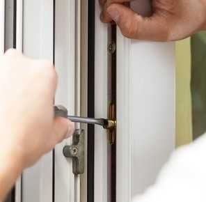 Reparații Ferestre Termopan