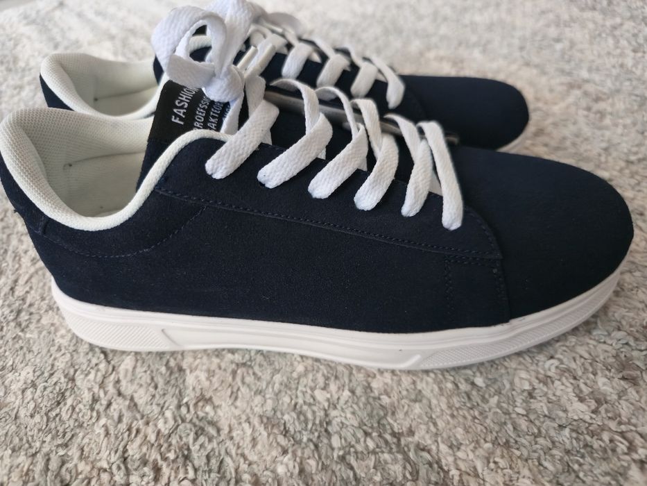 Мъжки спортни обувки /кецови/