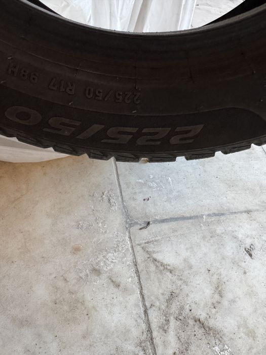 225/50/17 pirelli sottozero 4 bucati!!