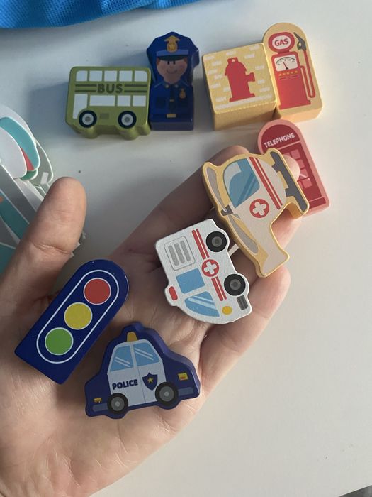 Дървени блокчета , конструктор  - 100 броя в кофа-сортер , 19159