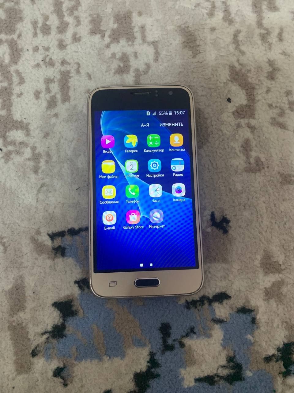 Samsung Galaxy J1