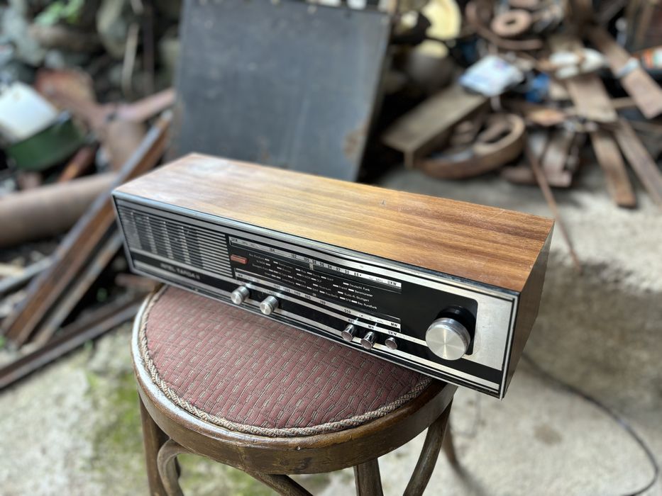 Немско радио INTEL TARGA II