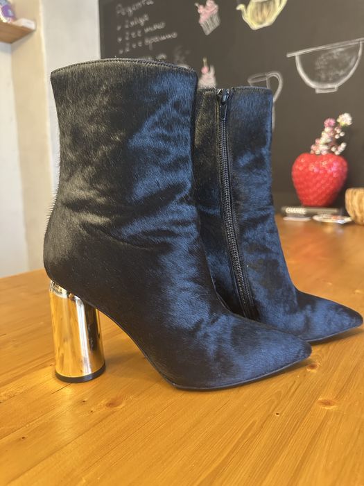 Jeffrey Campbell  Боти от естесъвен косъм