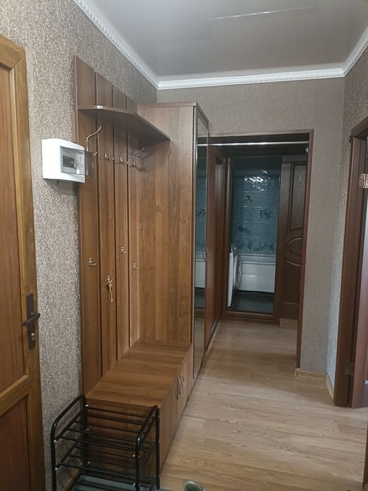 Сдам 2 ком.кв в центре район кинотеатра Казахстан