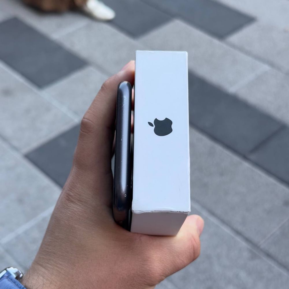 Iphone 11 holati ideal hech qati alishmagan srochni sotiladi