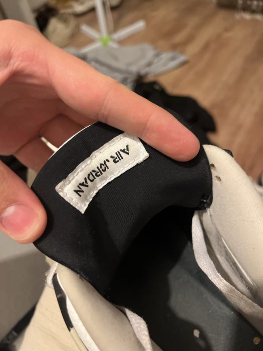 Jordan 4 military black