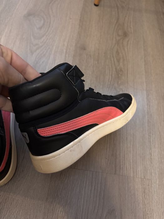 Детски високи кецове Puma, размер 34,5 по етикет.