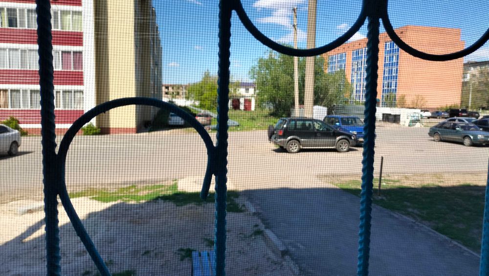 Продается 3х комнатная квартира улч. планировки. На первом этаже.