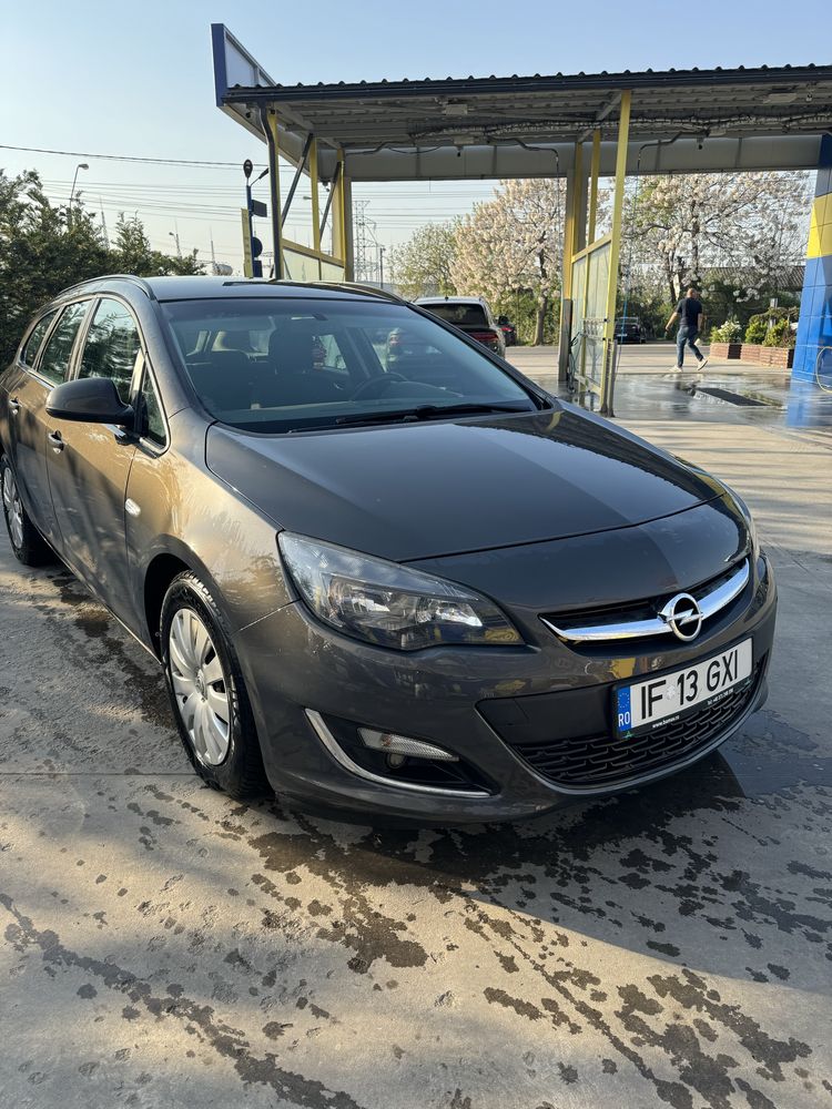 Vand Opel Astra j 1.7 cdti  2013 !!!