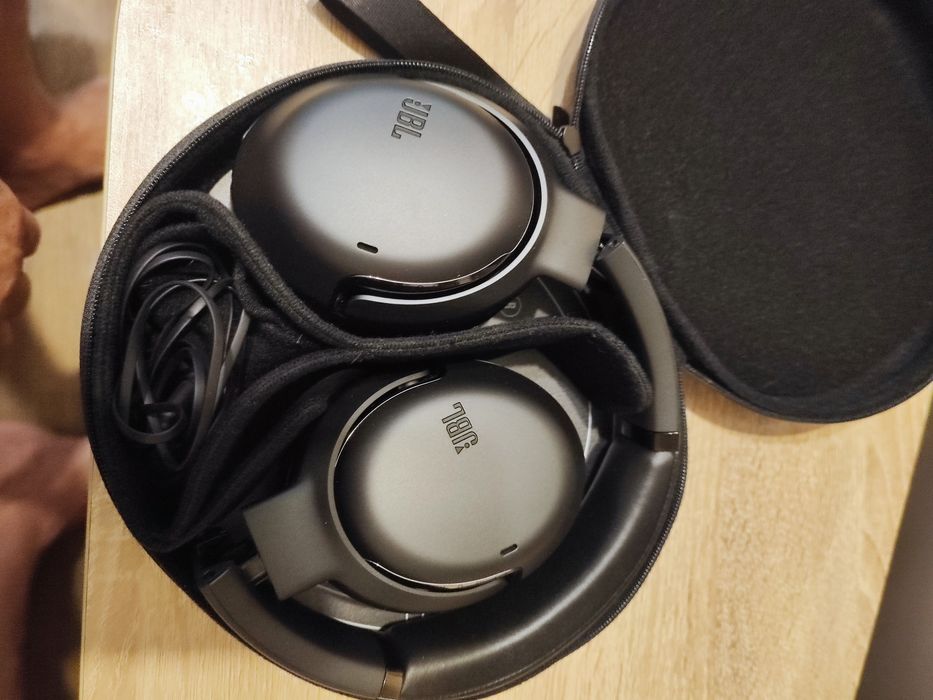 Bluetooth слушалки JBL TOUR ONE