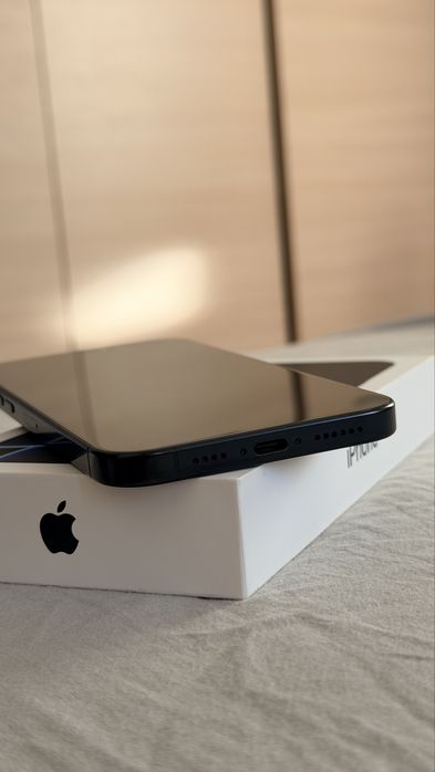 *Чисто Нов* | iPhone 16 Pro Max | 1TB | Black Titanium