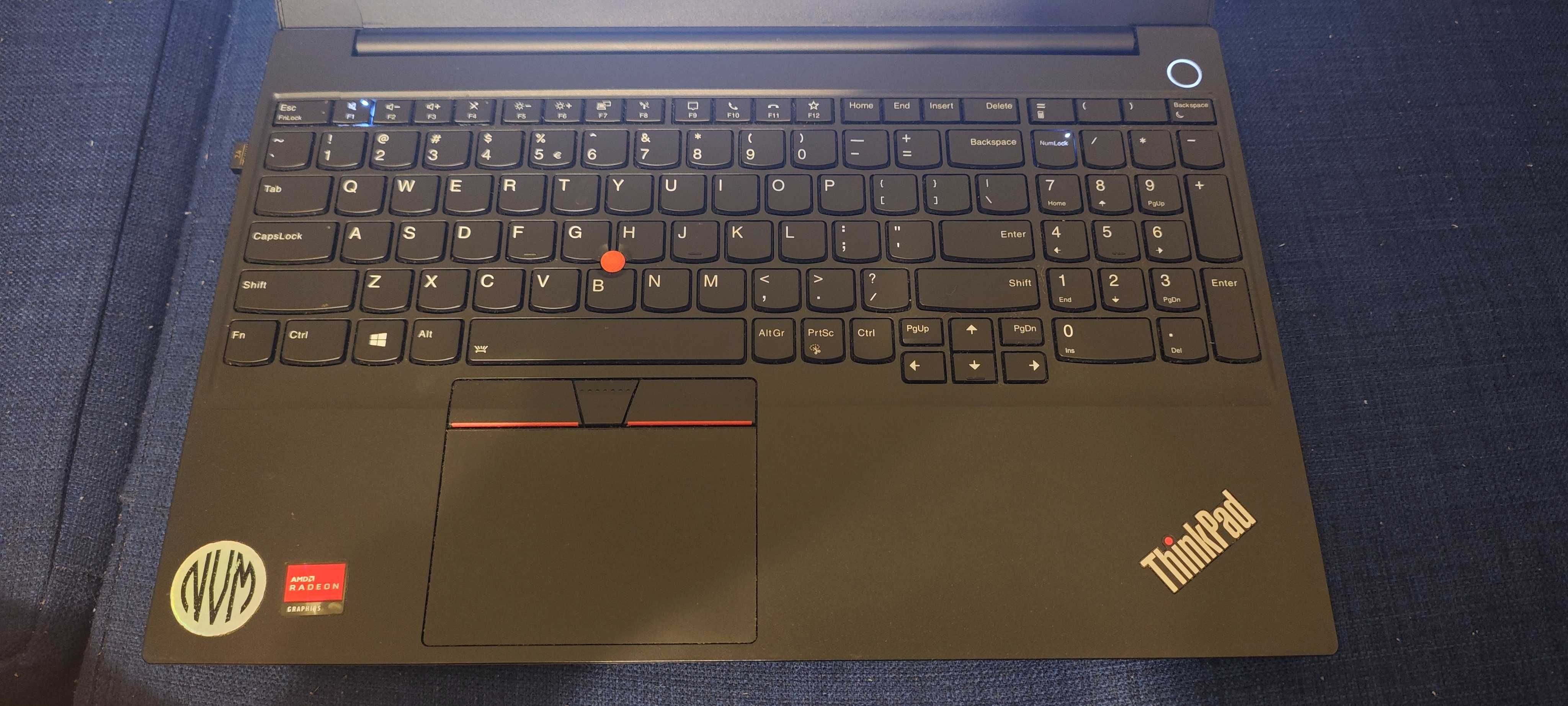Lenovo e15 gen2 ryzen 5 4500U 8gb RAM 256gb ssd
