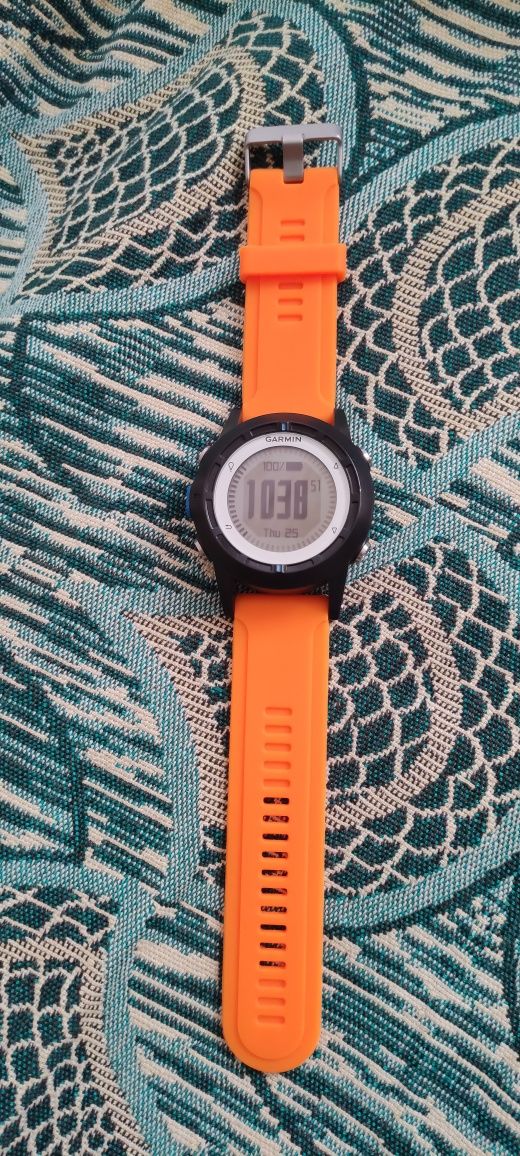 Garmin quatix GPS Marine watch спешно.