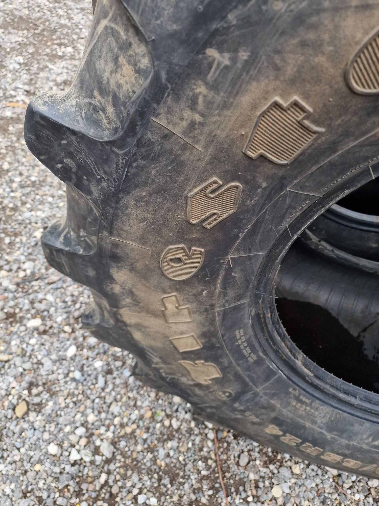 ANVELOPE agricole 540/65R24 marca Firestone