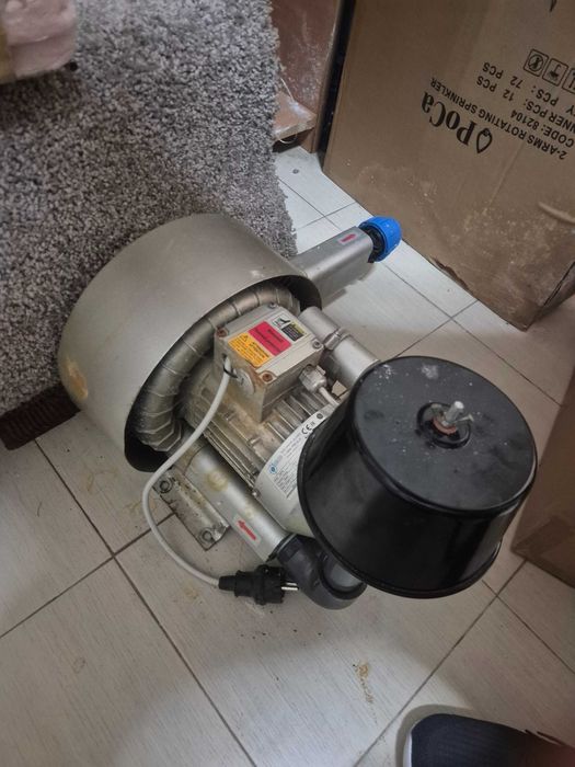 Регенеративна помпа ( страничен канал) / Side channel blower