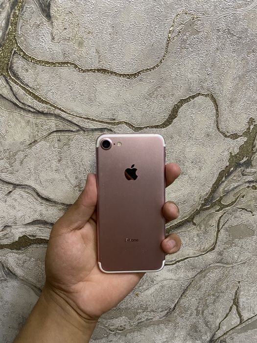 iPhone 7 srochna sotiladi
