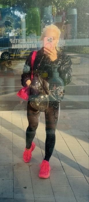 Яке+пантплон САЩ, цена за 1 брой = 50 лв.